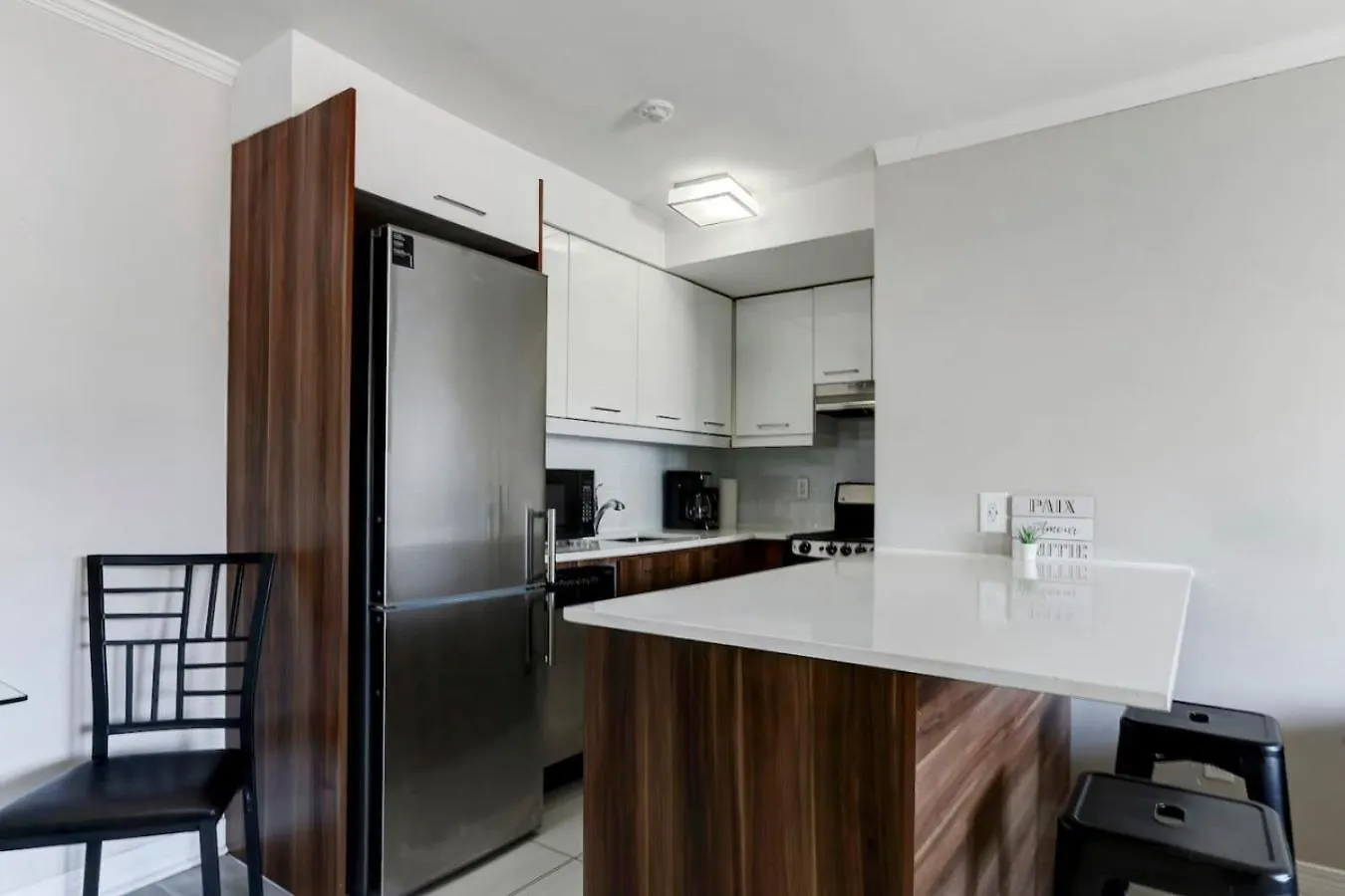 Breathtaking Views And Downtown Energy Daire Montréal 0*,  Kanada